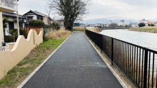 令和5年 河川総合流域防災事業那珂川管理用通路舗装工事(3工区)